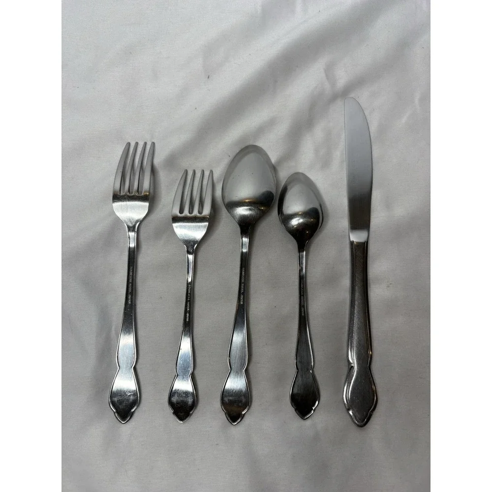 Vtg SSS Oneida Trinity Stainless Flatware Set Of 40 Service For 8‎ Discontinued